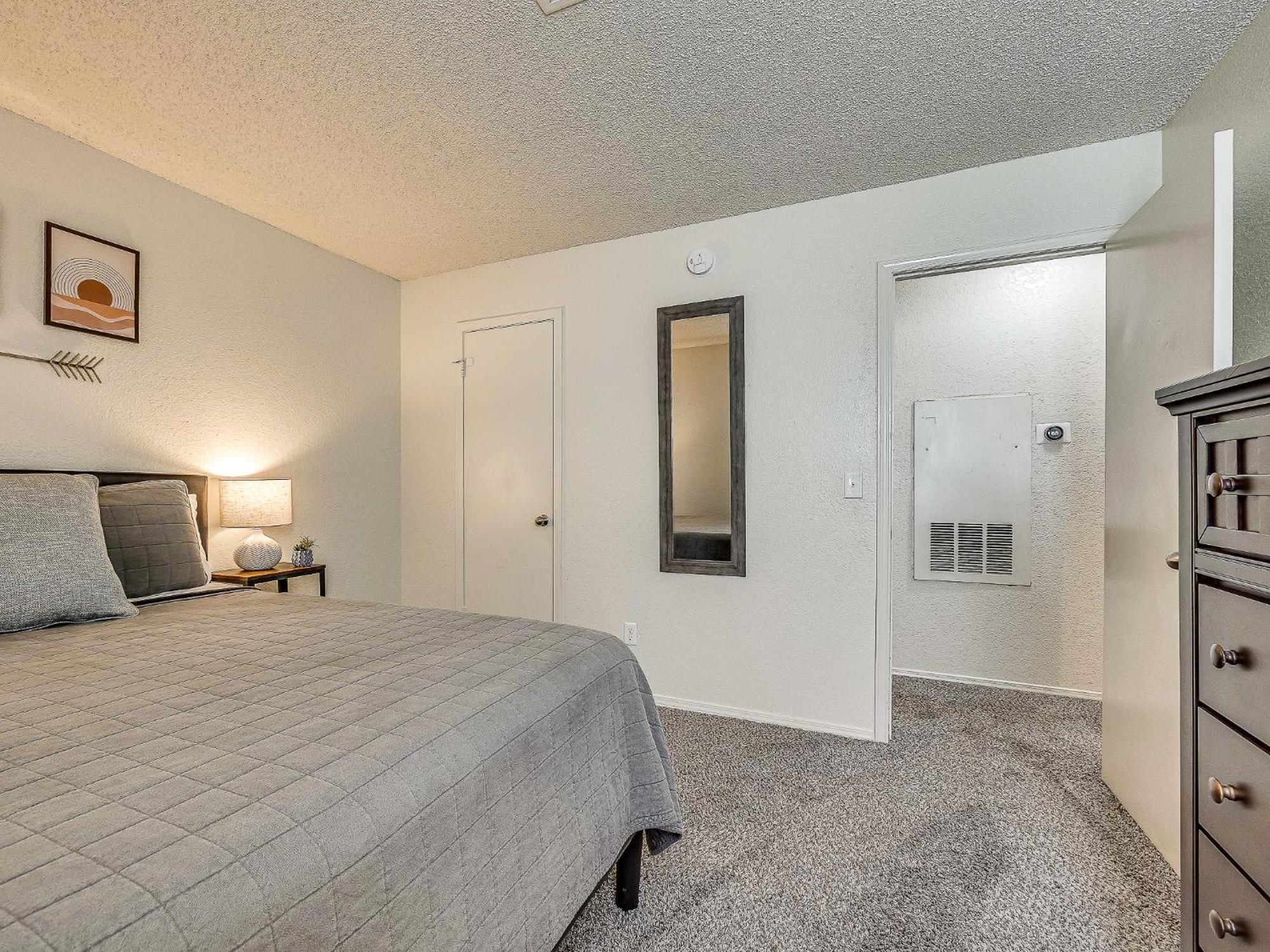 Ou Sooner, Pool & Gym, Bbq, Netflix, 100Mb Internet, Lg Washer & Dryer, Close To Ou! Norman Exterior photo